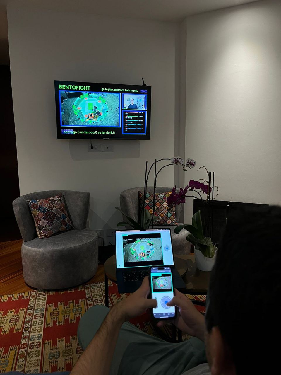 The BentoBot Arena — Santiago, a cool player from Colombia